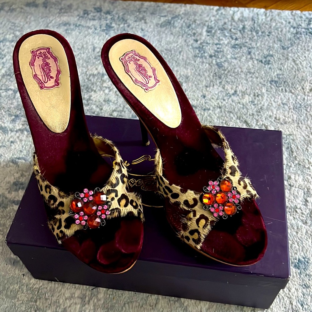 - Hale Bob Shoes, Vintage style